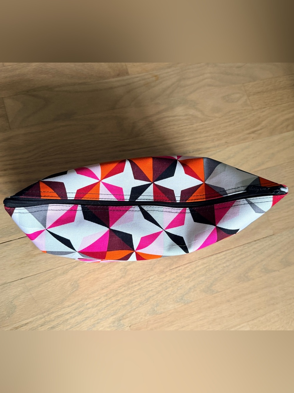 Thirty-One Zip Pouch - Picture 2 of 4